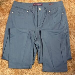 Gloria Vanderbilt Blue women’s pants